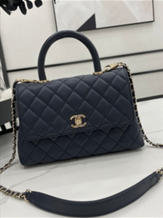 CHANEL. Handbags - Chanel Black Bag